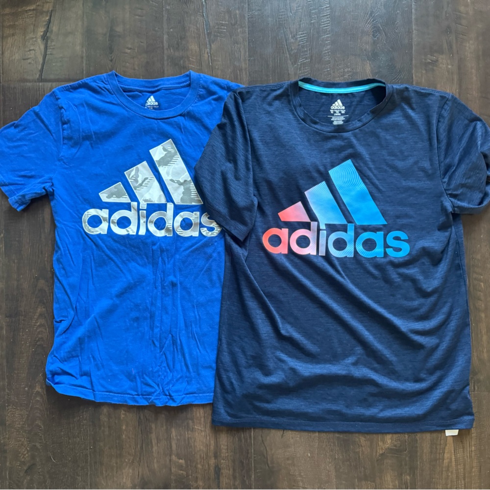Set of 2 Adidas logo shirts